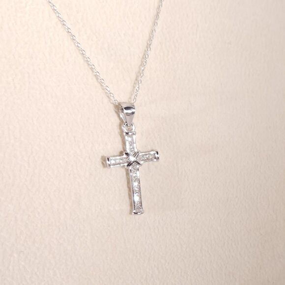 Simulated Diamond Knotted Cross Pendant with ITALIAN sterling silver chain - Picture 4 of 9